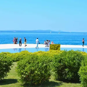 3* Guest house & Room's Anni