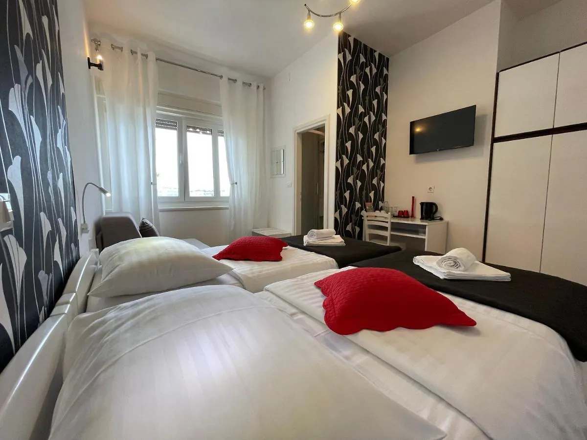 Accommodation Jarula Zadar 3*,  Croatia